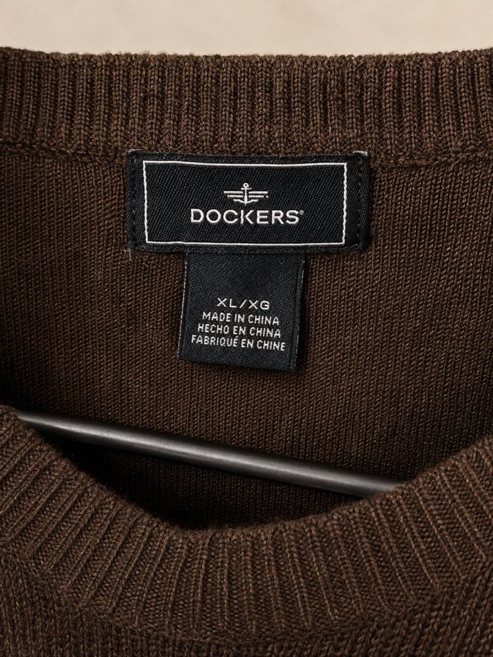 Dockers Men's V-Neck Knit Pullover Sweater Brown XL Extra Large - Picture 2 of 3